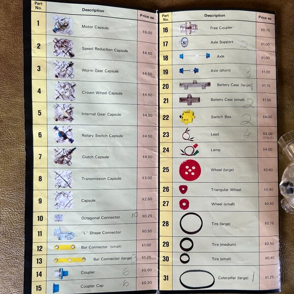 Vintage Capsela Motorized Land and Water Models, Capsela+ Robot 450 - Picture 7 of 8